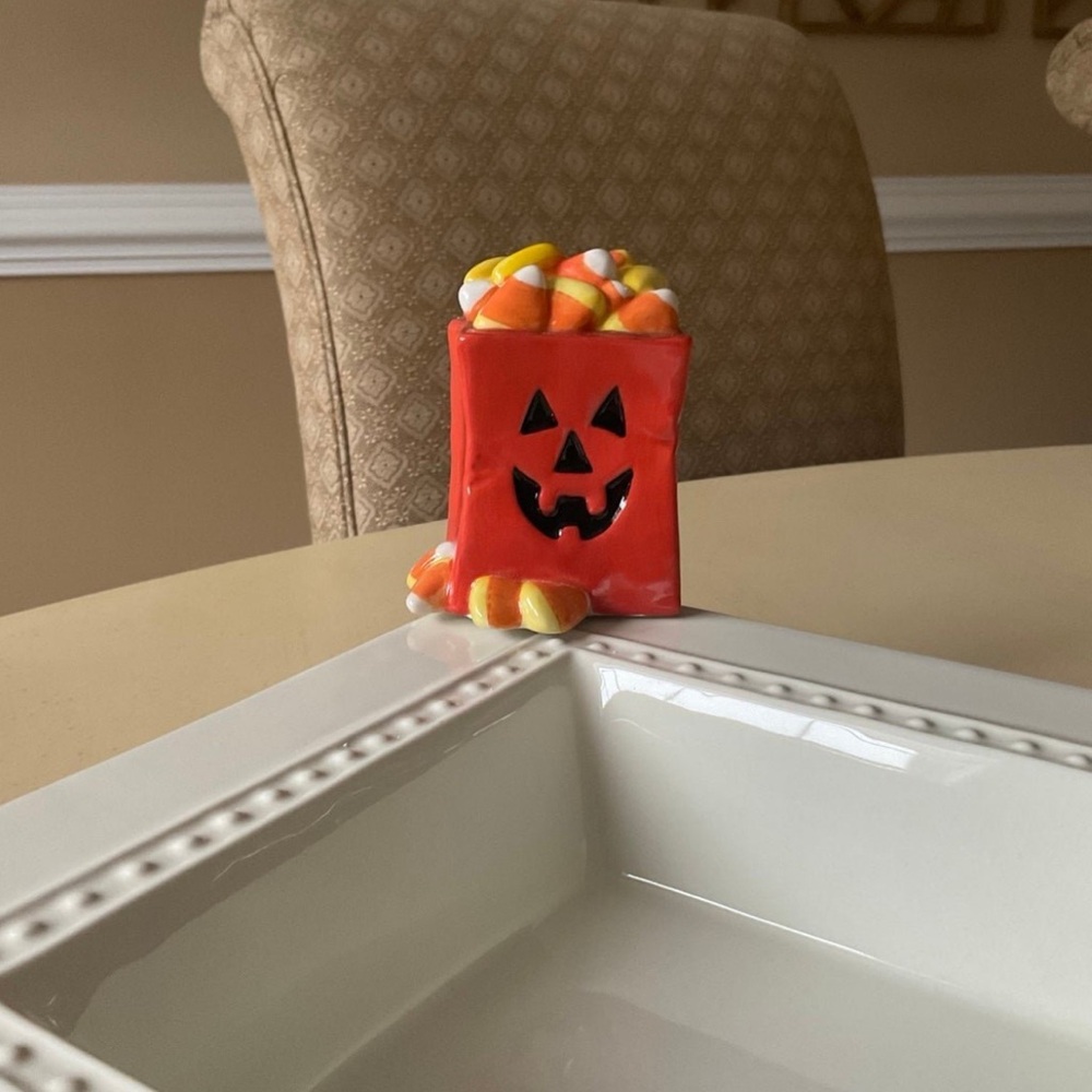Halloween Bag of Candy Corn Platter Decoration 🎃